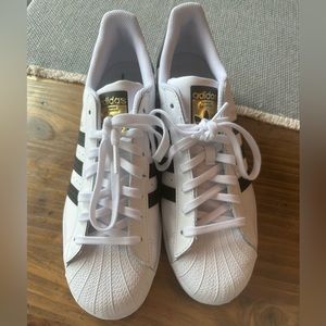 Men’s adidas superstar